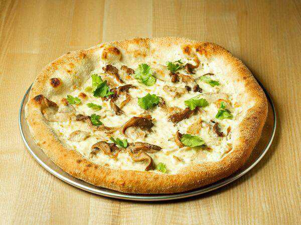 Caldo Pizza & Pasta - Пицца Копченая цыпа