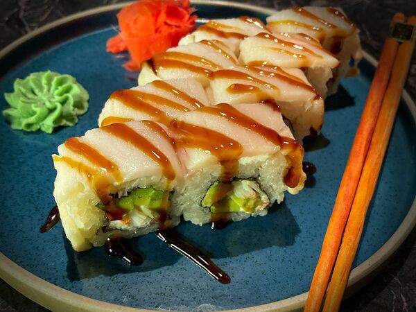 Pro Azia - Ролл с крабом и эсколаром