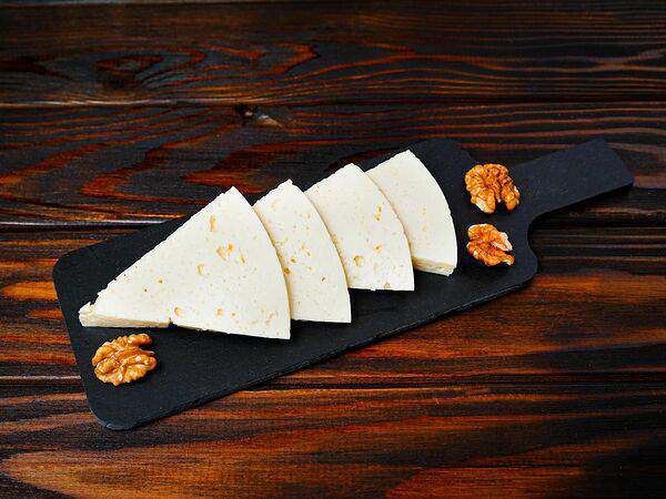 Уха & Хинкали - Сыр имеретинский