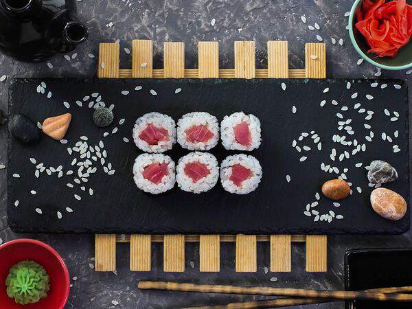 У дяди Вани - Ролл с тунцом