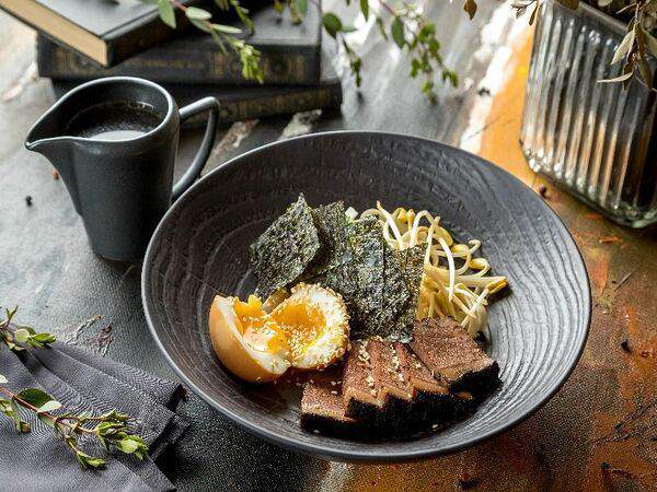 Холодец - Рамен с грудинкой