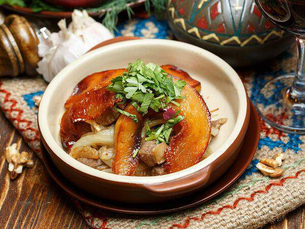 Тифлис - Пряная баранина с айвой