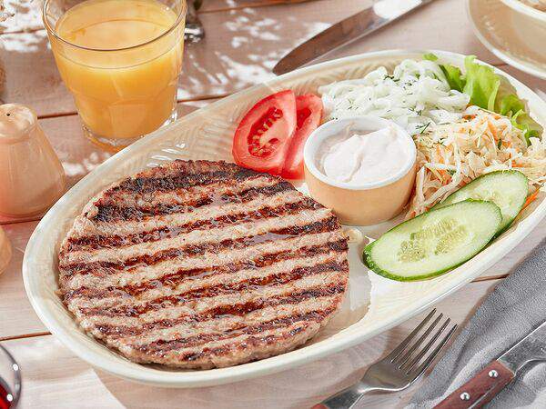 Югославия - Плескавица