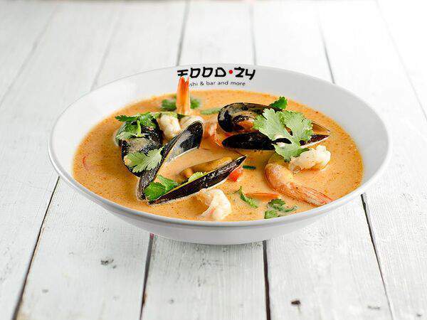 Фудзи - Суп Карри с мидиями и креветками