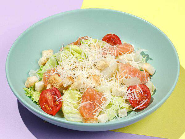 Корица - Цезарь с лососем