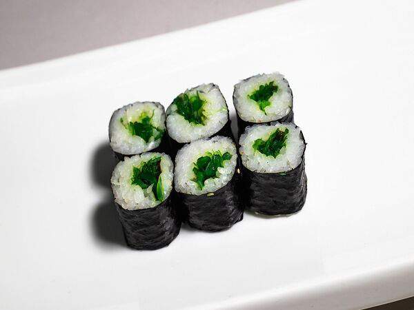 Tai bai - Ролл с чукой