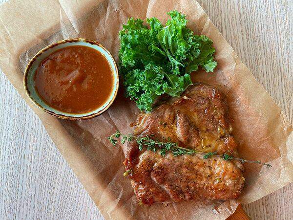 Иль густо - Стейк из cвинoй шеи в маринаде из сладкого чили