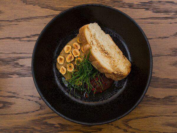 Столица деревень - Пате из косули с мармеладным луком и бездрожжевым хлебом