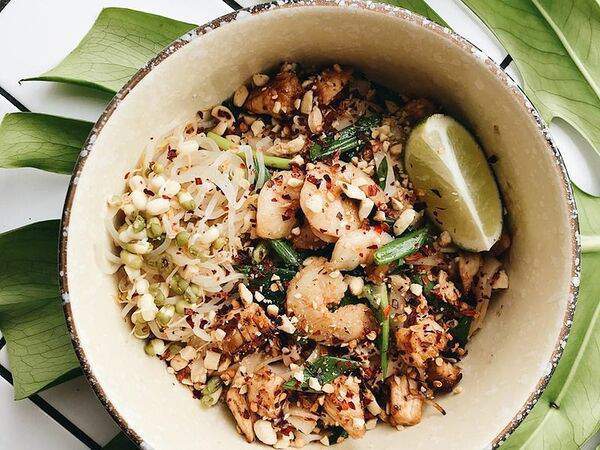 Pho tigers - Пад-Тай с курицей и креветками