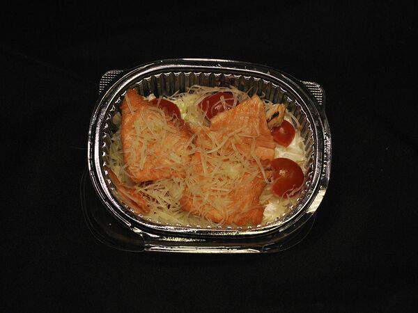 Likeat - Салат Цезарь с лососем