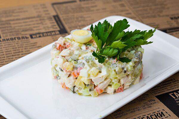 Изи Паб - Оливье с курицей