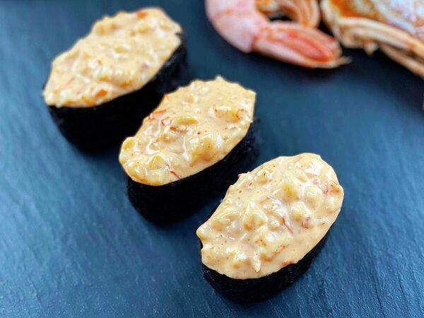 Чиливилли - Гункан с лососем терияки