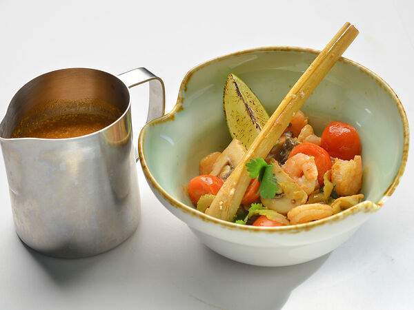 NEKRASOV LOUNGE - Суп Том Ям с креветками