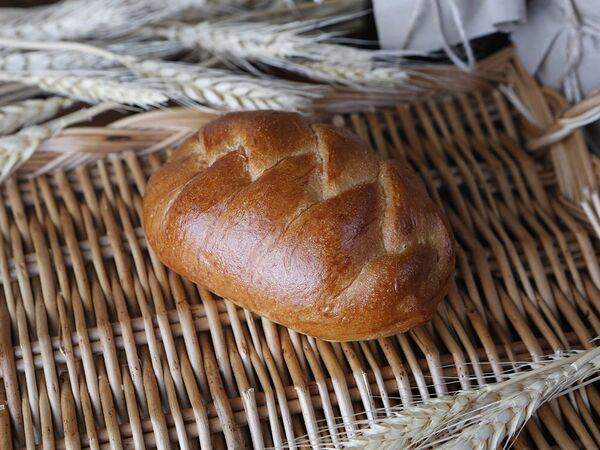 Хлебофф и Булкин - Пирожок с зеленым луком и яйцом