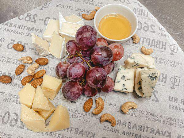 Квартира - Сырная тарелка