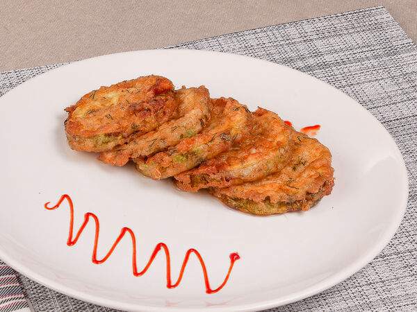 Кулинария Хорошая - Кабачки, жаренные с яйцом