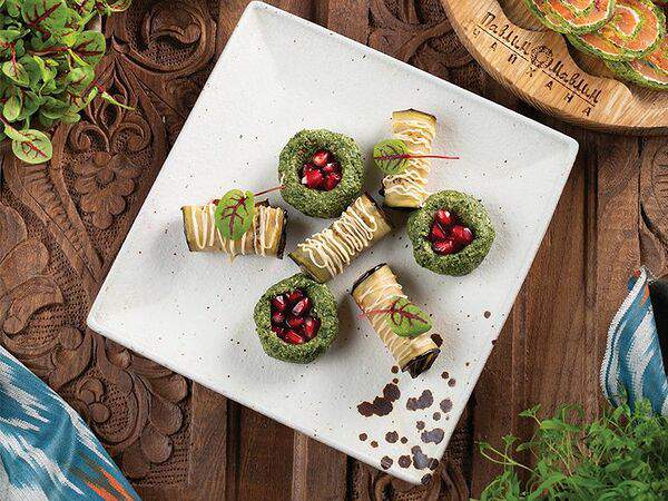 Чайхана Павлин-Мавлин - Бадрижанс