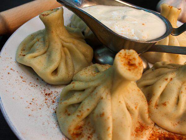 Базилик - Хинкали с говядиной