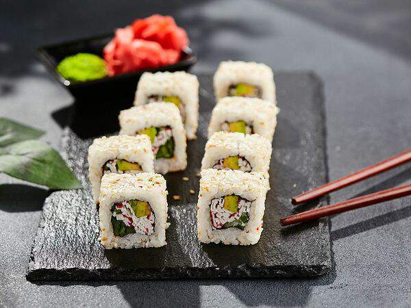 Royal Pizza - Калифорния в кунжуте