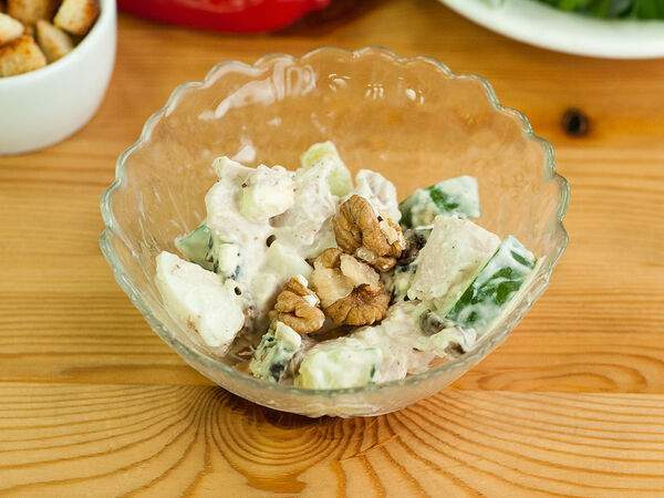 Царская Столовая - Салат с черносливом