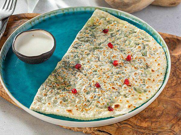 Чайхона №1 Тимура Ланского - Кутаб с сербской брынзой и зеленью