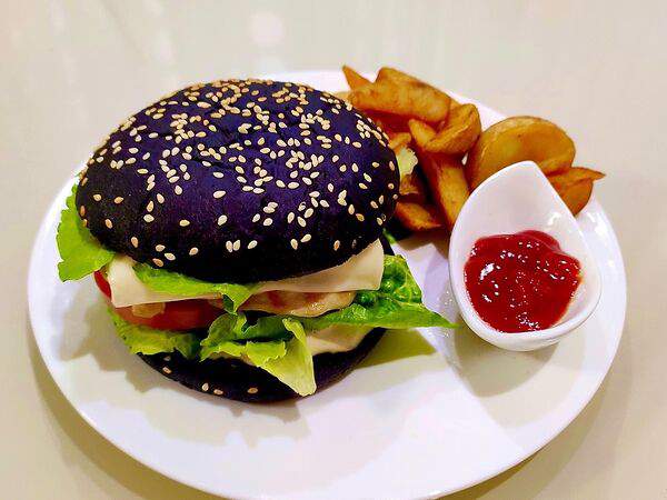 Кадриль - Бургер с куриным филе и руколой