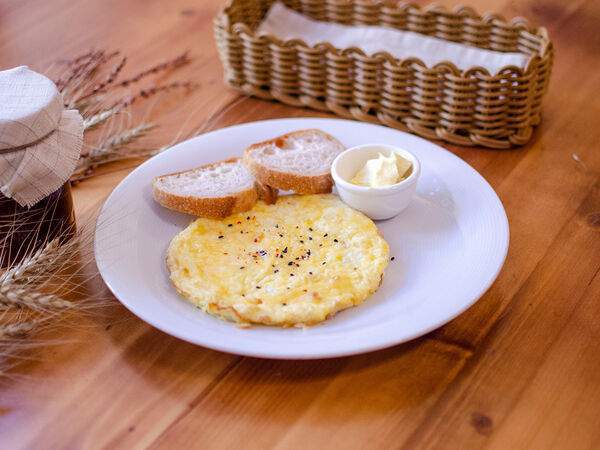 Кафе-пекарня Бенье - Сырный омлет