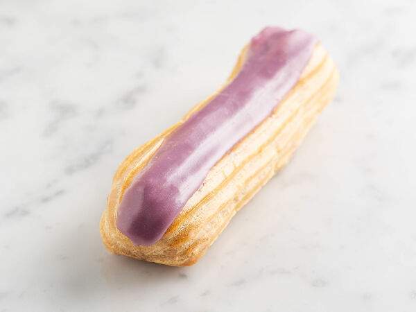 Пекарня-кондитерская Тьерри - Эклер с черной смородиной