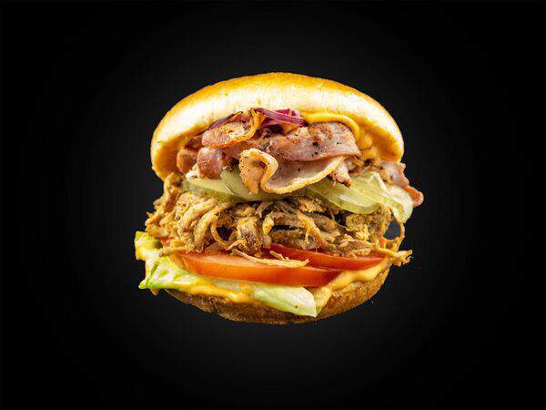 KORM - Бургер с рваной свининой с беконом