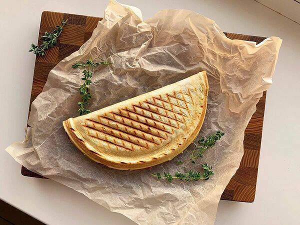 Mango - Закрытая пицца Деревенская