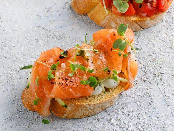 Маймун - Брускетта с лососем