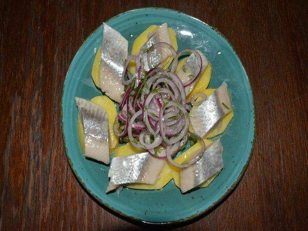 Хинкальная - Сельдь с картофелем