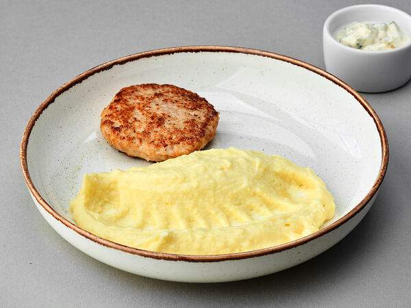 Mojo - Куриная котлета с пюре