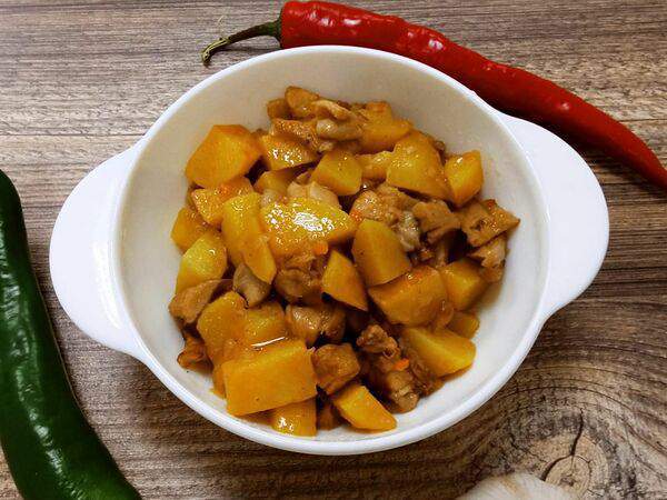 Sоль - Картофель тушеный с курицей и вешенками