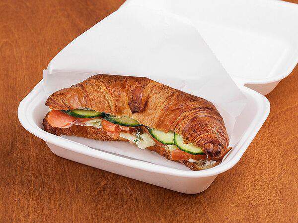 Территория кофе - Круассан с копченой рыбой