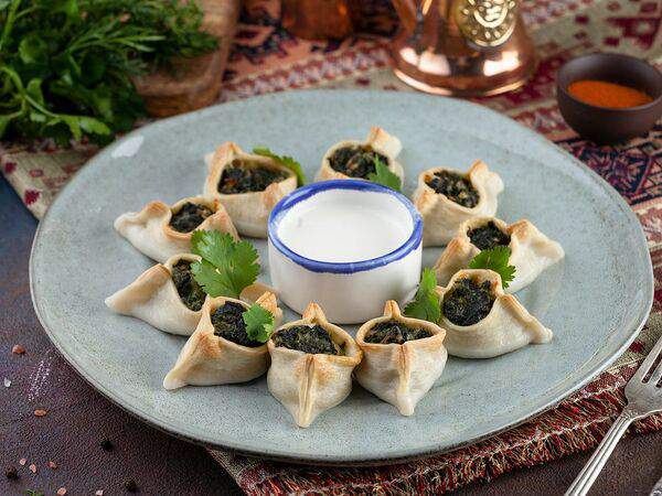 Оазис - Бораки (армянские открытые пельмени) со шпинатом