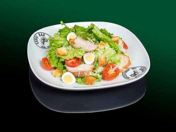 Sabai Bar - Салат Цезарь с курицей