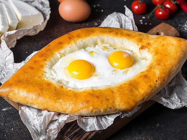 Шаурма на Средном - Хачапури по-аджарски