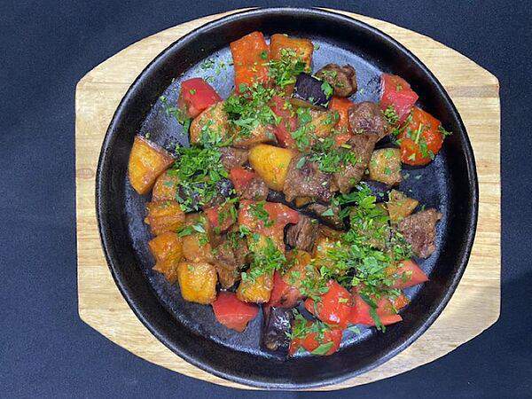 Сохо - Горячая сковорода с говядиной