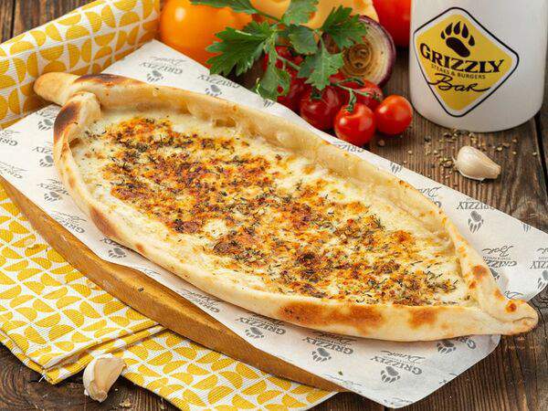 Grizzly Bar - Пицца Пиде с сыром