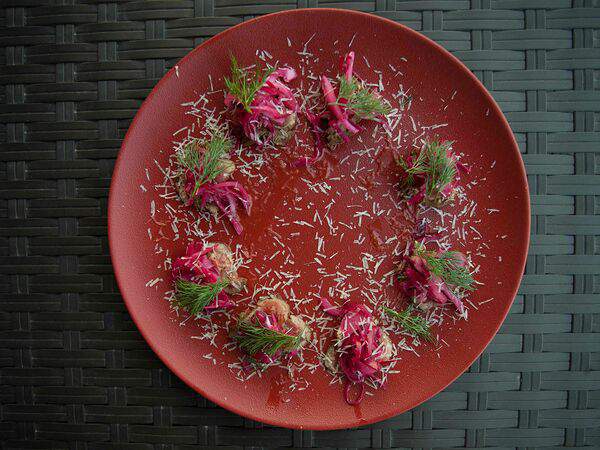 Wooden - Ростбиф с маринованными красным луком