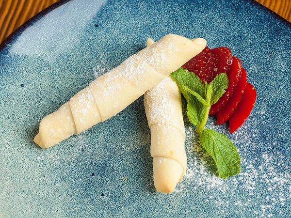 Трапеза - Мутаки