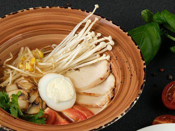Wok Station - Рамен с курицей