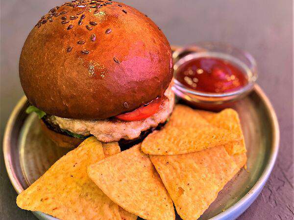 Ресторан 101 - Бургер с курицей