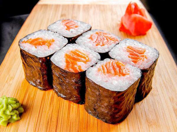 Gusto - Ролл Сяке Маки