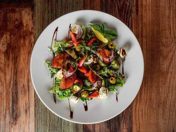 Mamma Mia - Салат Греческий