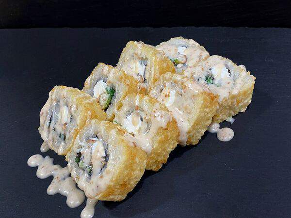 Лосось sushi & oysters - Угорь жареный