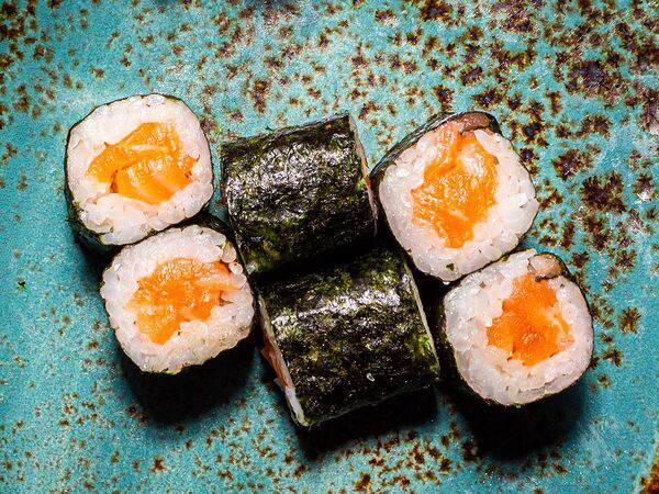 Суши бай Б - Мини-ролл с лососем