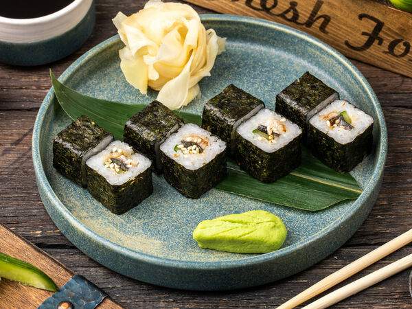 Sushi & Susi - Ролл с угрем