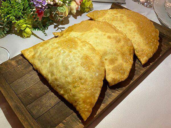 Не горюй - Чебурек с телятиной